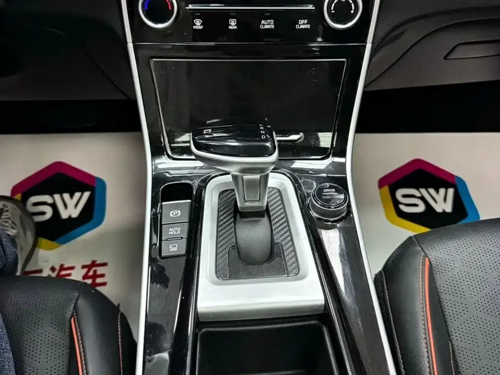 Kia Seltos 2023 1.5L CVT Luxury Edition — Фото автомобиля 13