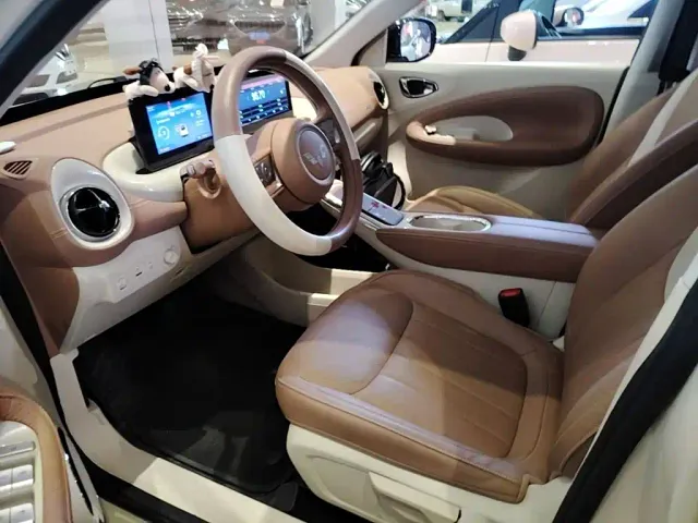 Wuling Bingo — Фото автомобиля 14