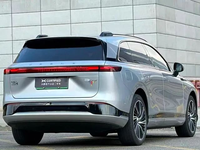 Xpeng G9 — Фото автомобиля 8