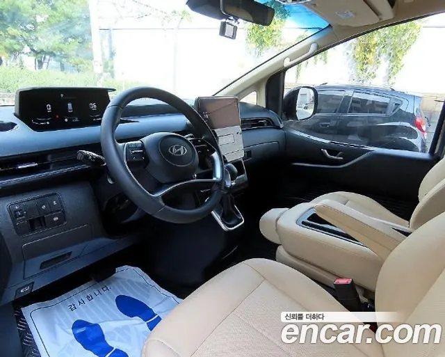 Hyundai Staria — Фото автомобиля 9
