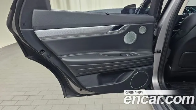 Genesis G80 RG3 — Фото автомобиля 14