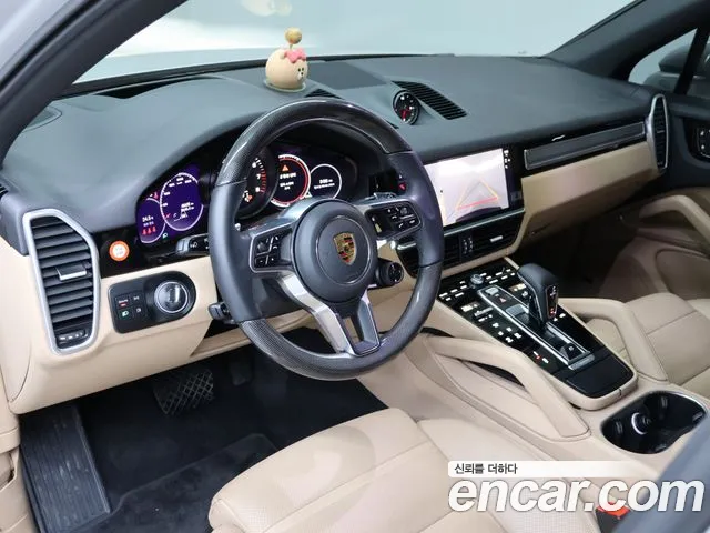 Porsche Cayenne — Фото автомобиля 7