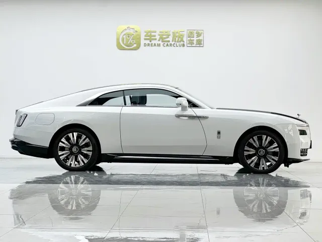 Rolls-Royce Spectre — Фото автомобиля 7