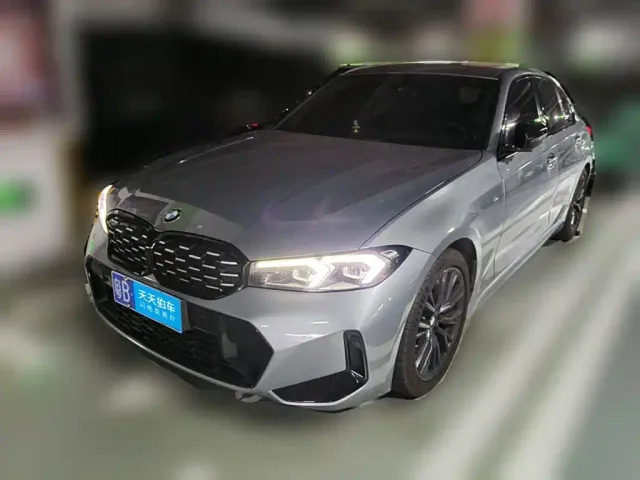 Фотография автомобиля — BMW 3 Series