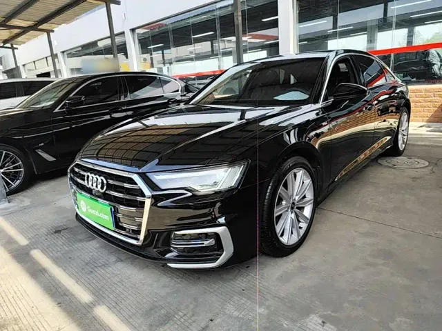 Фотография автомобиля — Audi A6L