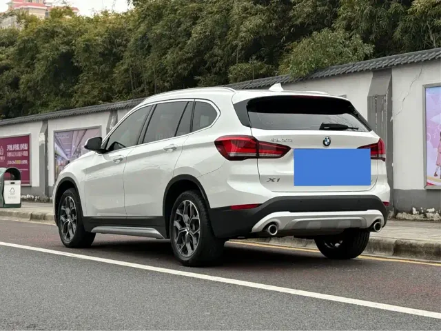 BMW X1 — Фото автомобиля 6