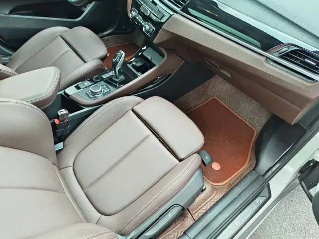 BMW X1 — Фото автомобиля 7