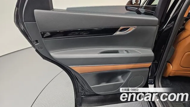 Genesis GV80 2.5T Бензин AWD — Фото автомобиля 25