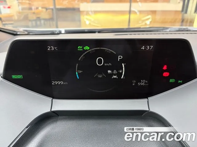 Toyota Prius 5th Gen — Фото автомобиля 5