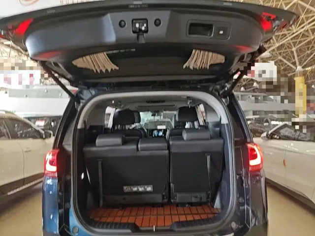 GAC Trumpchi M8 — Фото автомобиля 18