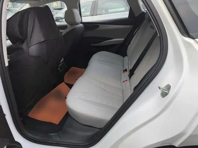 BYD Seal 06 DM-i Touring 2025 DM-i 150KM Flagship — Фото автомобиля 16