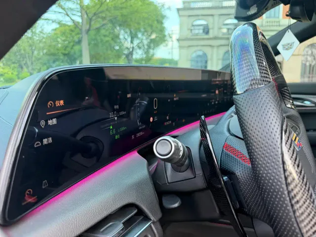 Cadillac CT5 — Фото автомобиля 13