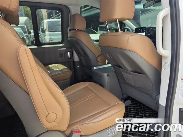 Hyundai Staria Staria Lounge 9 мест — Фото автомобиля 14