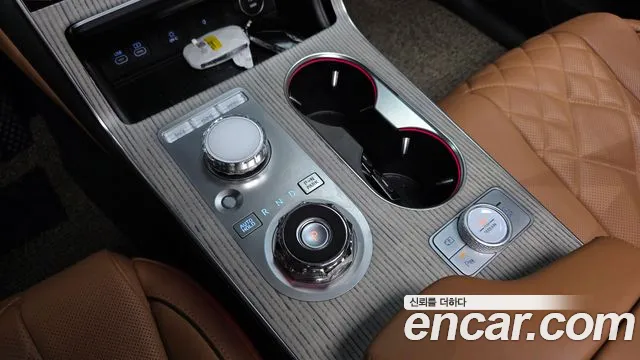 Genesis GV80 — Фото автомобиля 9