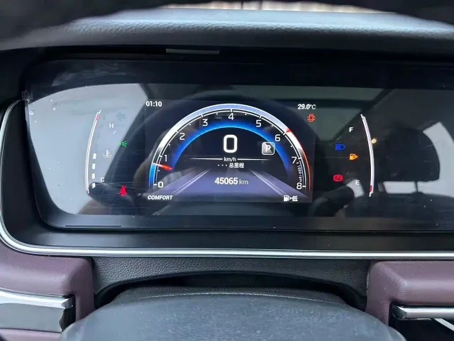 GAC Trumpchi M6 — Фото автомобиля 21