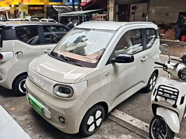 Фотография автомобиля — Wuling Hongguang Mini EV