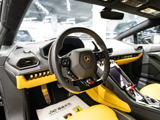 Lamborghini Huracán 2020 Huracán EVO RWD — Фото автомобиля 6