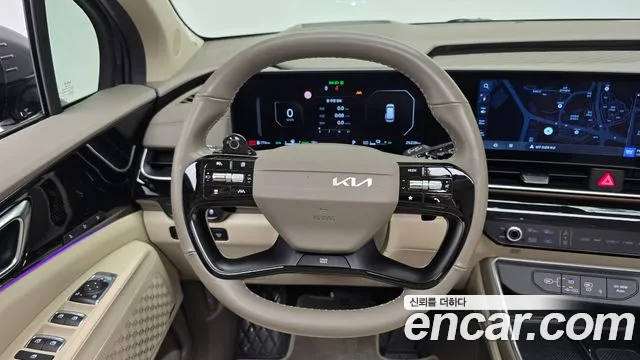Kia Carnival — Фото автомобиля 13