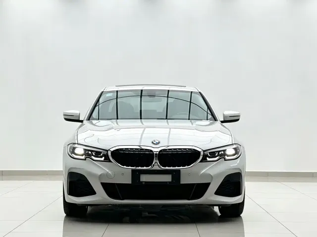 BMW BMW 3 Series 2022 320Li M Sport Package — Фото автомобиля 6