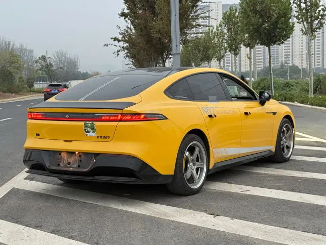 Dongfeng eπ 007 — Фото автомобиля 7