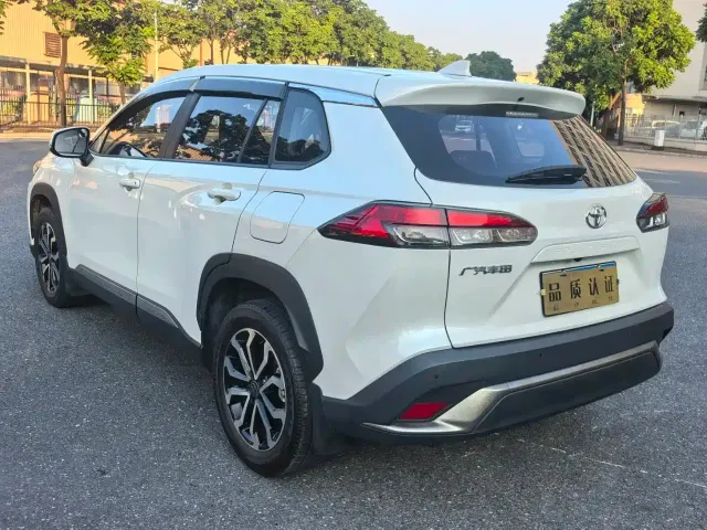 Toyota Frontlander — Фото автомобиля 7