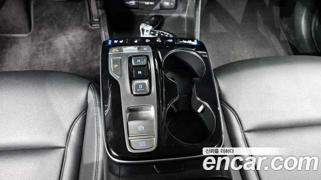 Hyundai Tucson Tucson (NX4) Дизель 2.0 4WD — Фото автомобиля 9