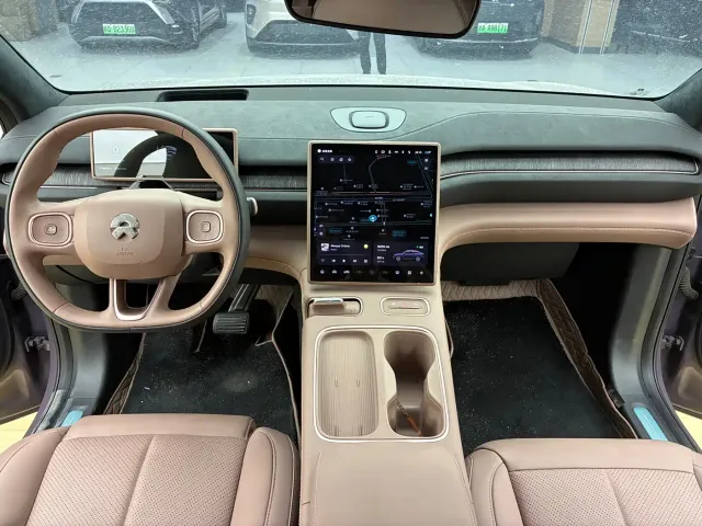 Nio EC6 — Фото автомобиля 13