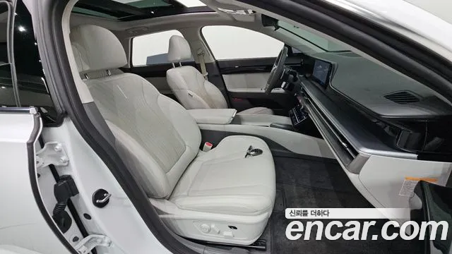 Hyundai Grandeur GN7 — Фото автомобиля 18