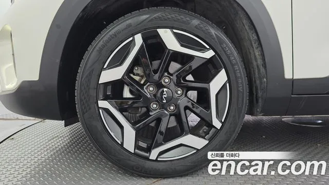 Kia Seltos Новый Seltos Бензин 2.0 2WD — Фото автомобиля 4