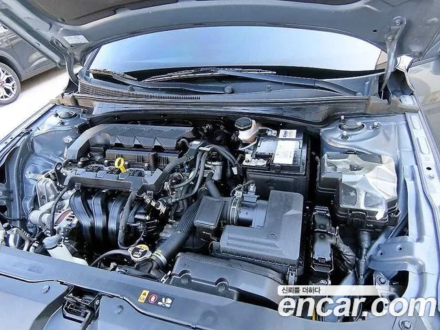 Hyundai Avante CN7 — Фото автомобиля 18