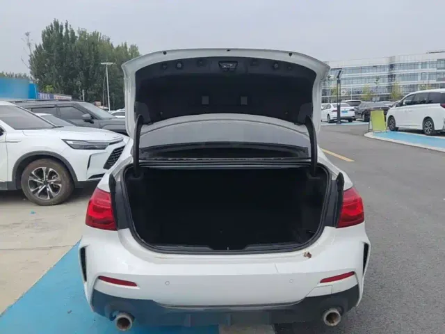 BMW 1 Series — Фото автомобиля 18
