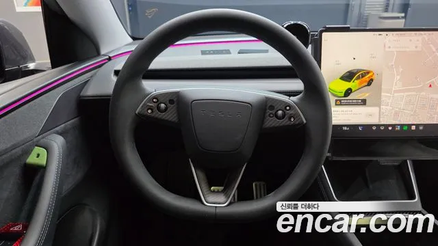 Tesla Model Y — Фото автомобиля 12