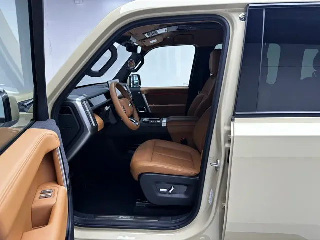 iCAR V27 — Фото автомобиля 11