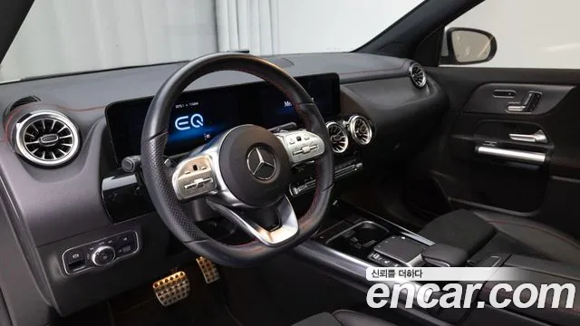 Mercedes-Benz EQA — Фото автомобиля 13