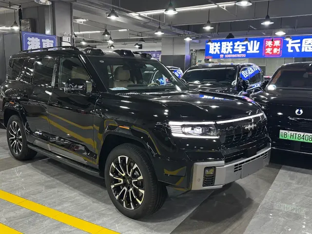 BYD FangChengBao Leopard 8 — Фото автомобиля 2