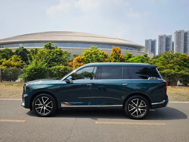 GAC Trumpchi GS8 — Фото автомобиля 2