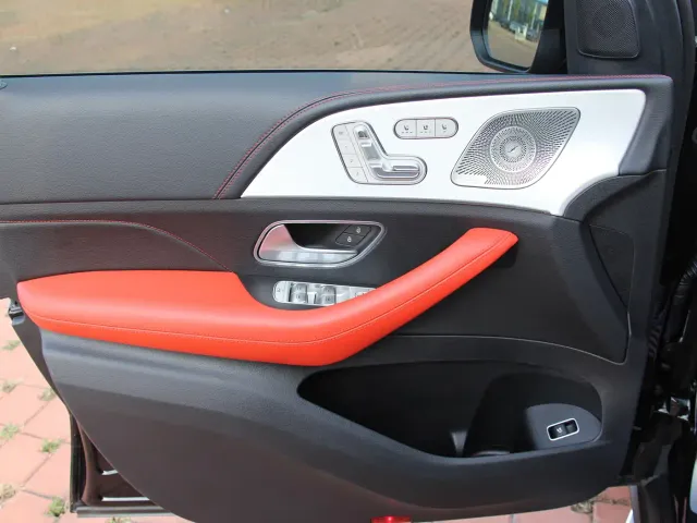 Mercedes-Benz GLE-Class AMG — Фото автомобиля 11