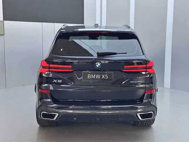 BMW X5 — Фото автомобиля 4