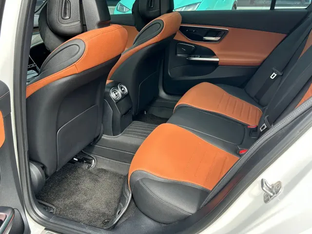 Mercedes-Benz C-Class — Фото автомобиля 10
