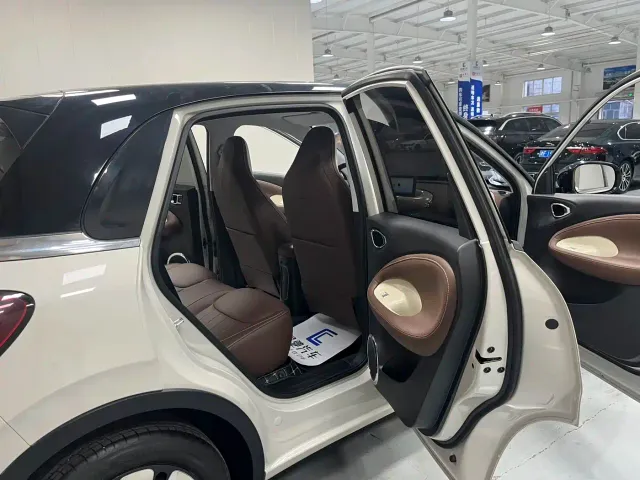 Wuling Bingo — Фото автомобиля 11