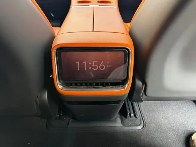 Xiaomi YU7 — Фото автомобиля 16