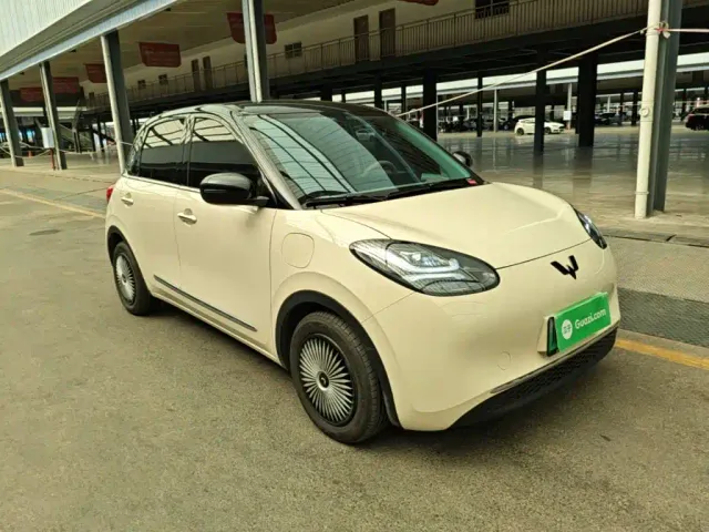 Wuling Bingo — Фото автомобиля 3