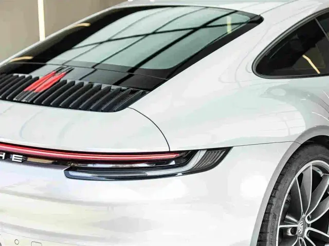 Porsche 911 — Фото автомобиля 3