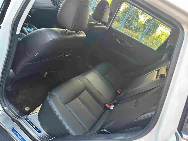 Nissan X-Trail — Фото автомобиля 5