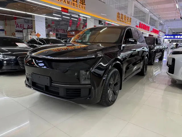 Li Auto L9 — Фото автомобиля 2