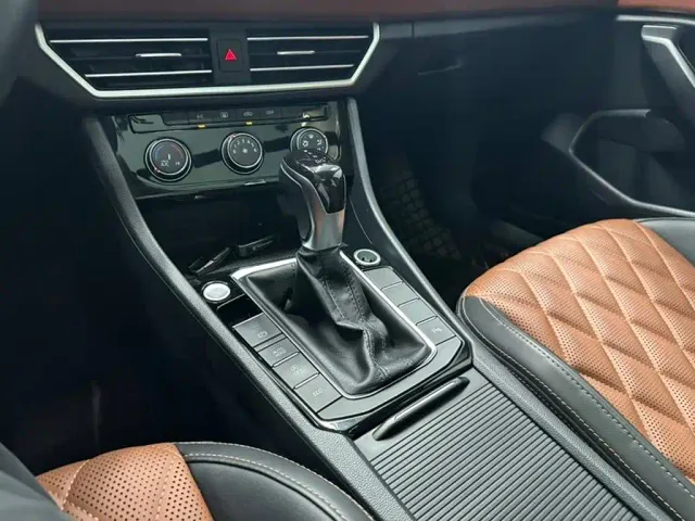 Volkswagen Sagitar — Фото автомобиля 11