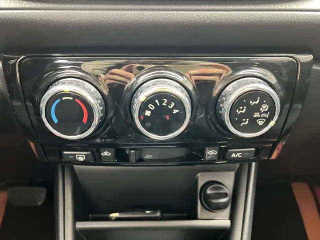 Toyota Vios FS — Фото автомобиля 16