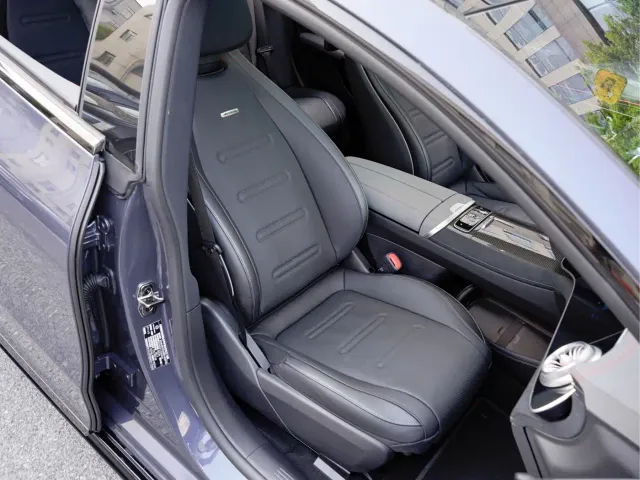 Mercedes-Benz EQS AMG — Фото автомобиля 15
