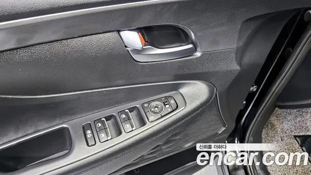 Hyundai Santafe — Фото автомобиля 14