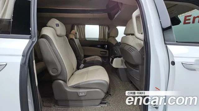Kia Carnival 4th Gen — Фото автомобиля 18